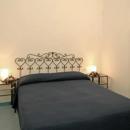Lägenhetshotell Aurora 4*